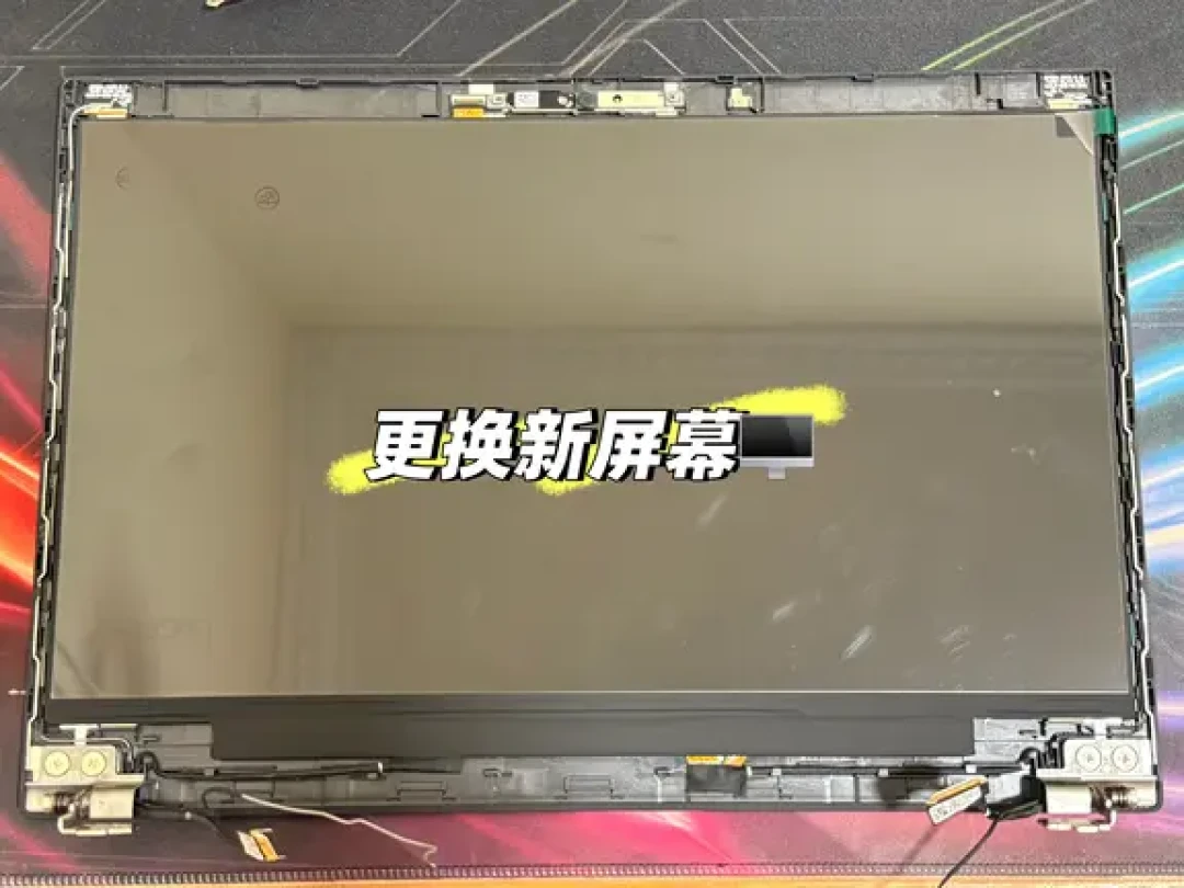 官方换屏报价1999,拒保后自掏3000多:核完ThinkPad花屏的四种病,在保的先别自己拆