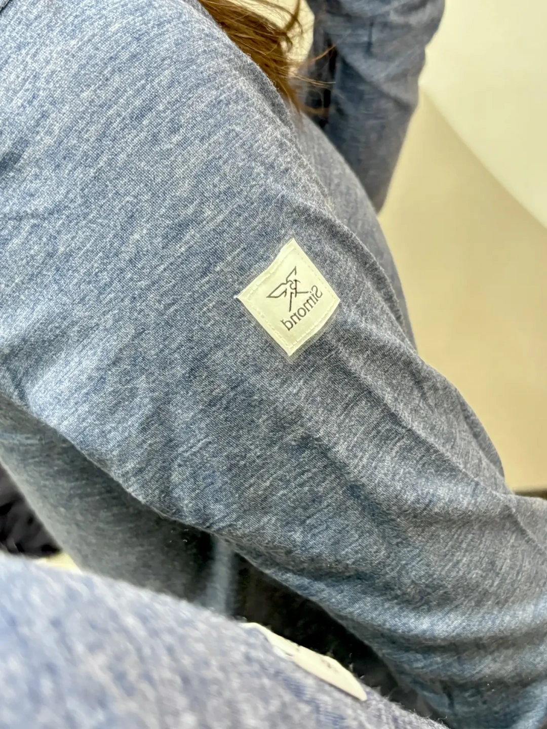 骑行圈自己排的内搭对比表，把“美利奴天花板”排在了第二名：想入一件羊毛骑车，先想清风、摩擦、轮换这三件事
