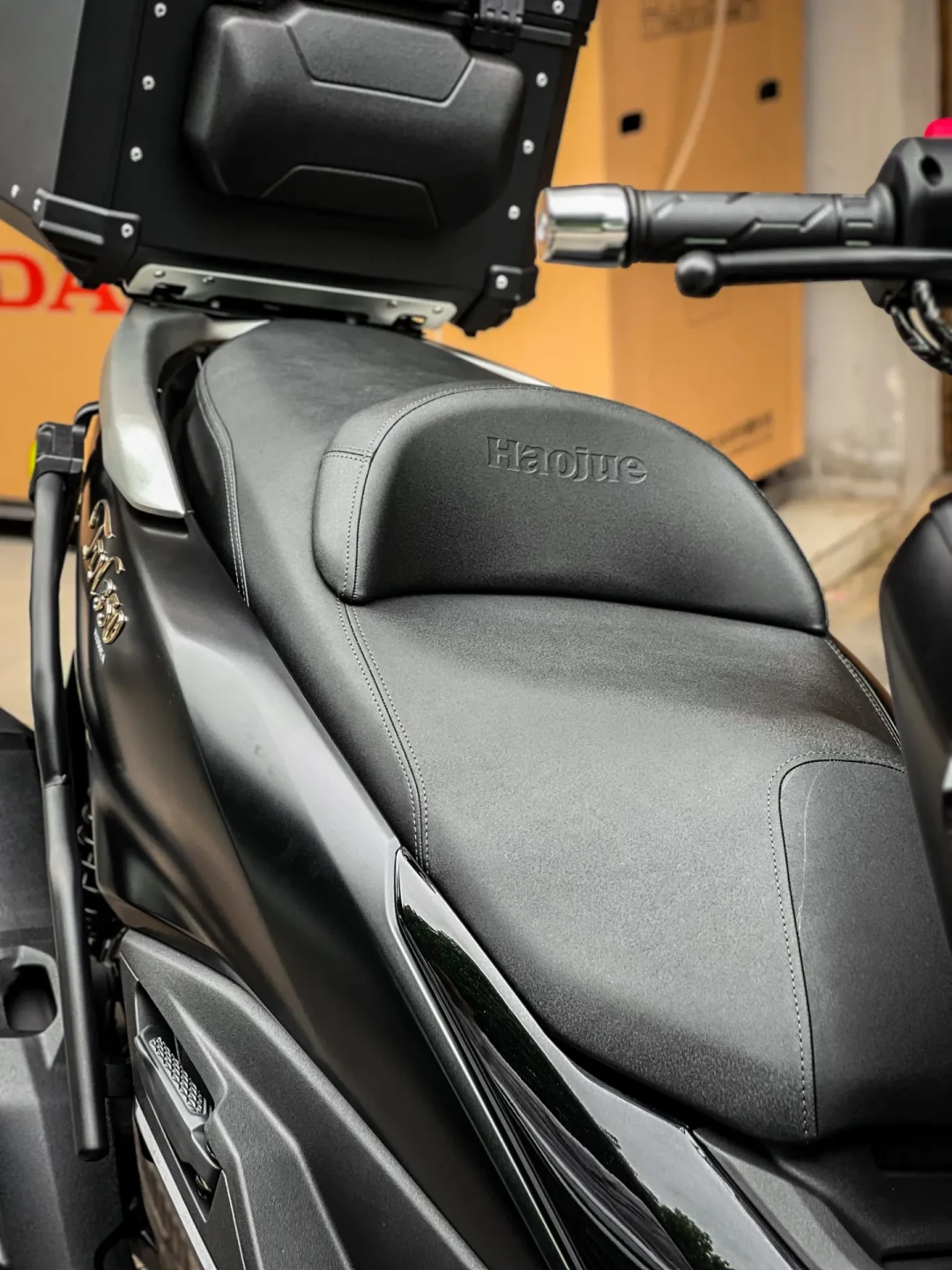 官方138、GPS144、表显160：豪爵TVL350排队试驾前，先把数据、配置、首批、二手佛沙这四本账对平