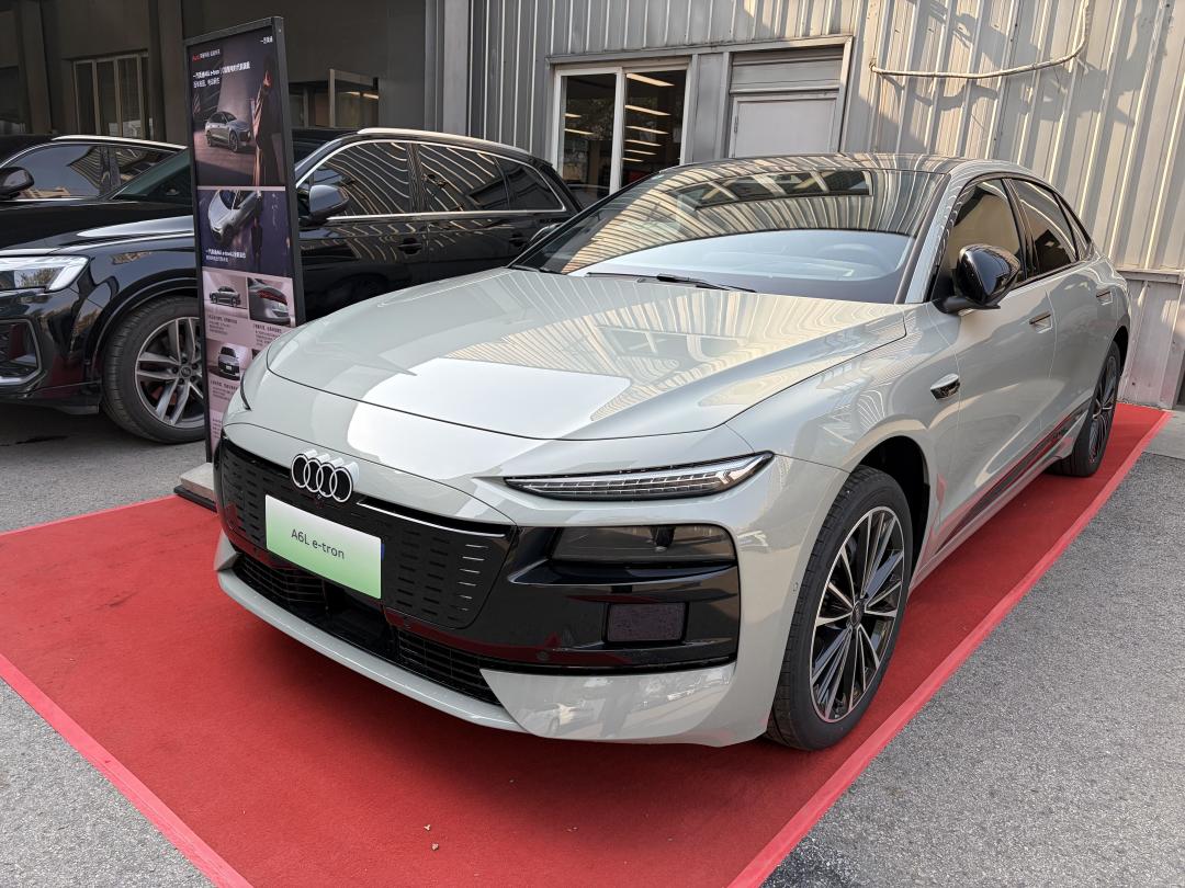 C8裸车二十三万、C9裸车二十八万,乾崑包两万六千八:三台A6L同挂一张价目表,9月底签单前别认错了