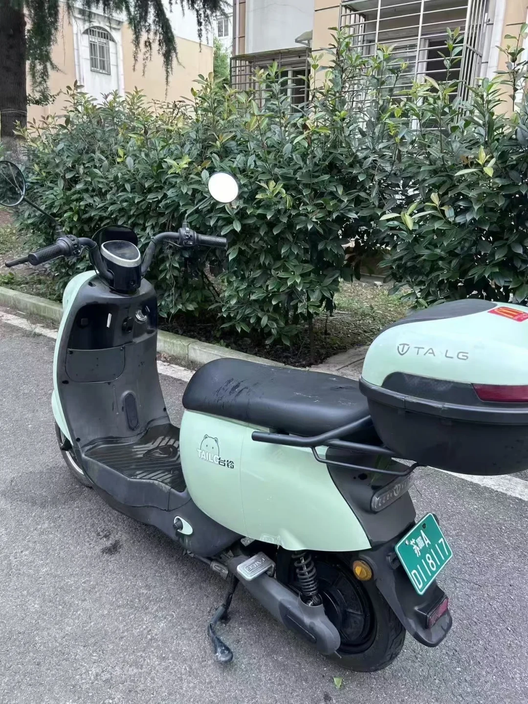 7天27条二手台铃挂出来:550到1700全拆开,对完新车1699的底线和6笔换电瓶报价,捡漏前先弄清你买的是哪台车