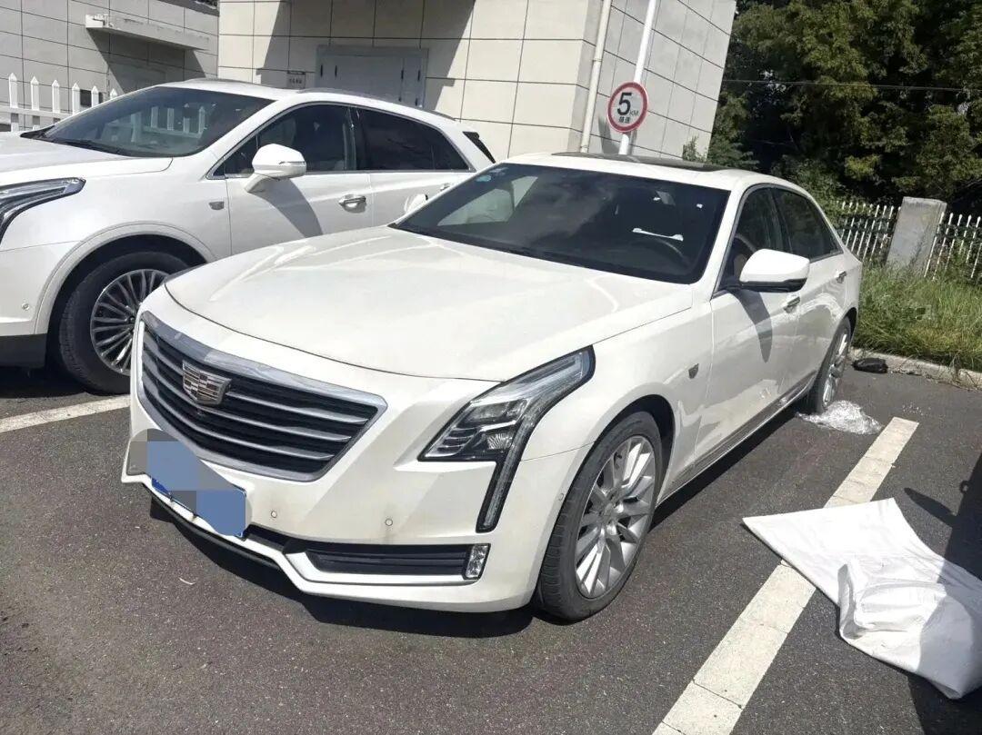 26款旗舰28.89万、23款铂金25.98万、16款3.0T挂18.39万:CT6的价格阶梯全摆完,想签“末代D级”先对完这三本账