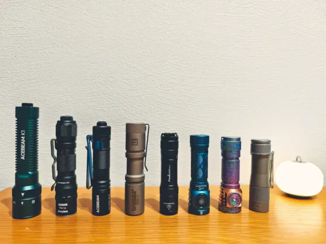 3万流明的热闹过去了,ACEBEAM最近讨论度最高的居然是百元AA小灯:K1和PAA口碑账本,谁适合配第二把