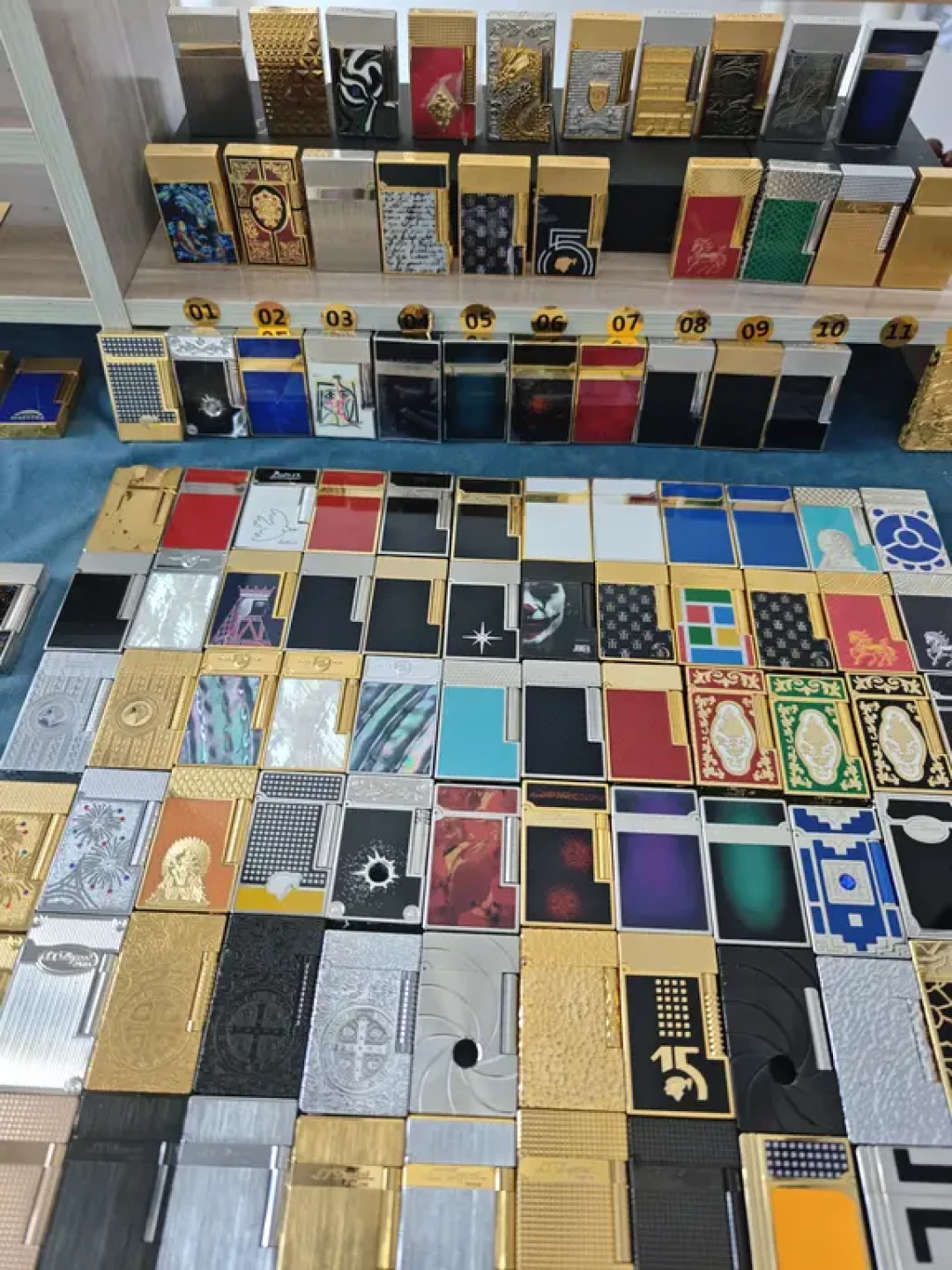 中秋前都彭柜台挂满