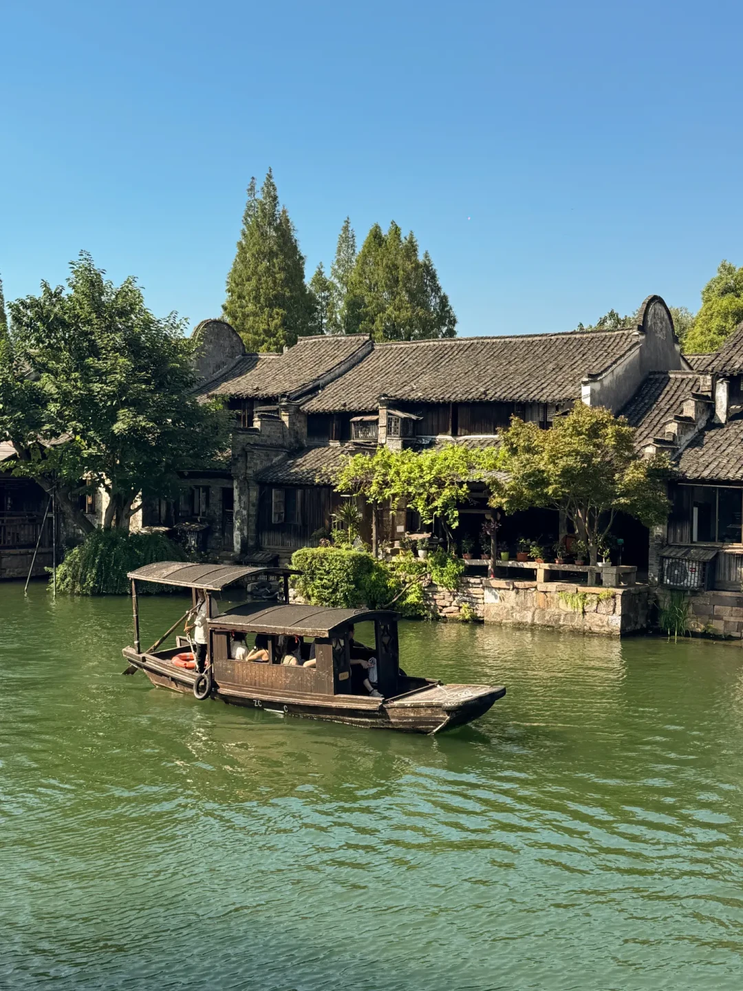 十月看黄磊,路线直到这两天才凑齐闭环:上海、乌镇、苏州,明早十点要先抢其中一站
