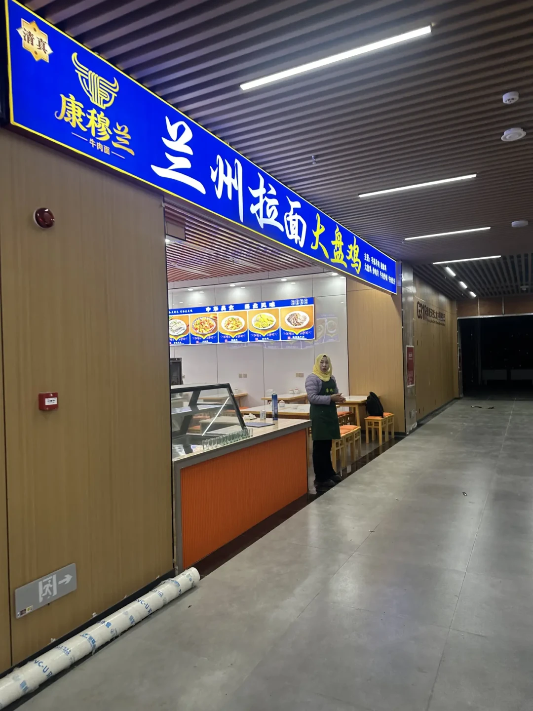 国庆318,电车的门票已经不是续航:核完300+充电桩、
