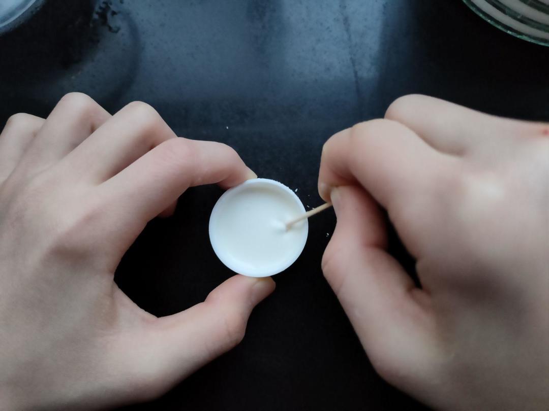教程写着99.9%成功率,你在家一做就翻车:扒完爆款实验笔记的评论区,坑就这三类