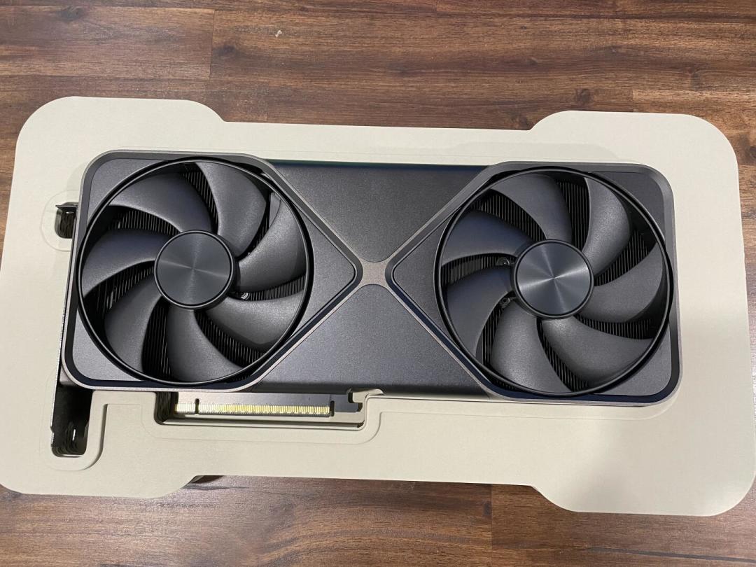 2.6万的96G魔改5090，连Tom's Hardware都被钓了：位点账和颗粒账没算清，别急着给预售交定金