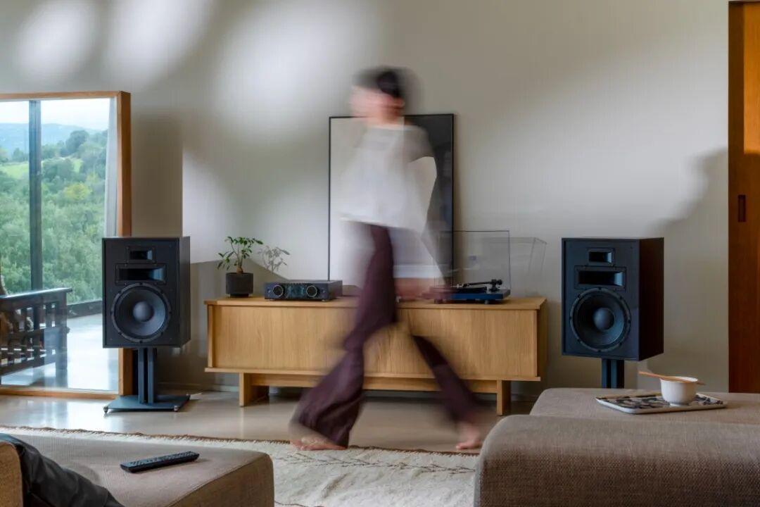 Y40卖6000、A50一万多还白送Dirac：安桥回归两声道，先搞清“这是谁家的安桥”再谈溢价