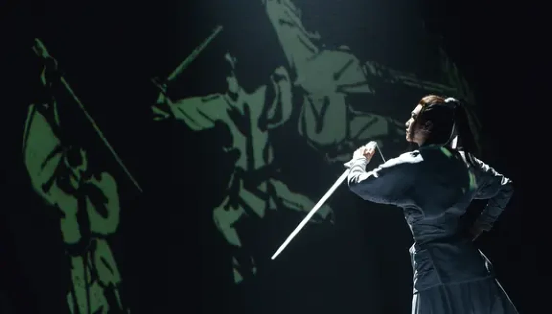 拿下8项国际大奖和被骂“烂戏”同台发生:这部戏曲版《笑傲江湖》,我把三城现场核成了一张冲/不冲地图