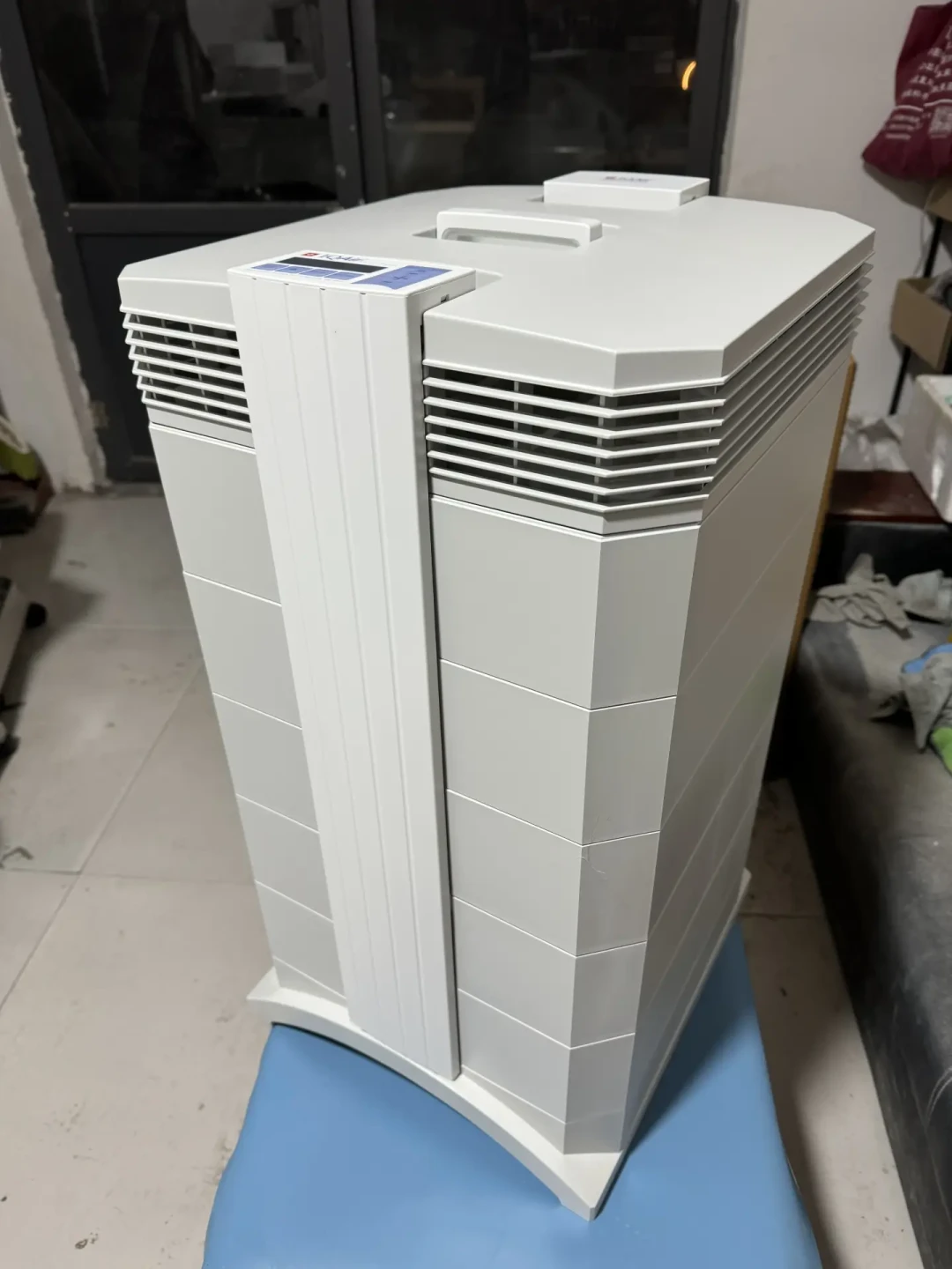 闲鱼上四五千的IQAir,先别急着心动:你买不走的那部分,藏在没人看得见的滤芯里