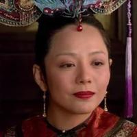 甄嬛传：看似平平无奇的敬妃，凭什么靠生存智慧成为最终赢家