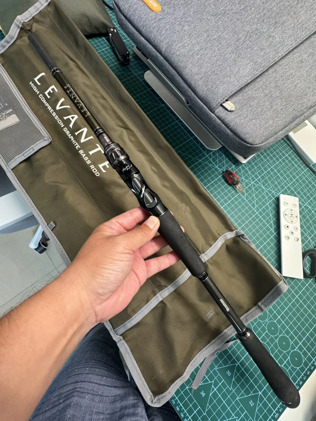 冲着