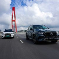 皓雅版59.98万就标配智驾：我把今晚GLE L的4+1版本表、年底R7的OTA承诺、X5的指导价与落地价两本账和6条"别为智驾买油车"帖全对完了——60万级油车锁单前，先问这四个问题
