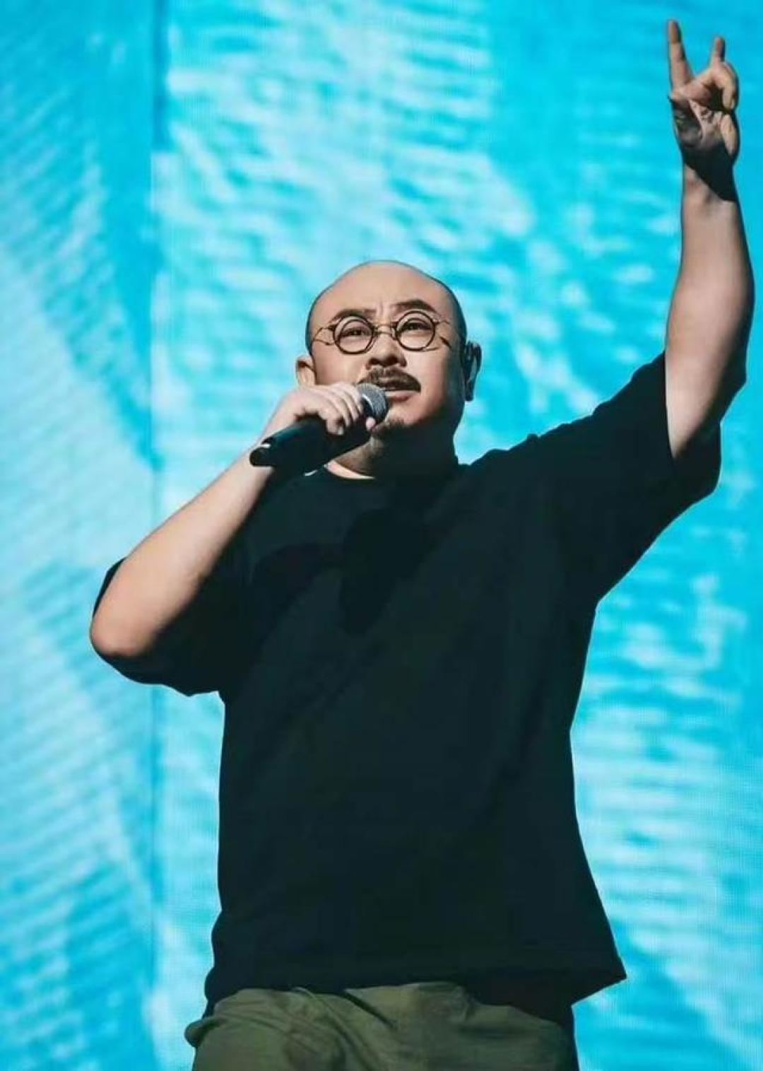 刀郎巡演深圳站火爆售罄,跨时代音乐共鸣打动三代人