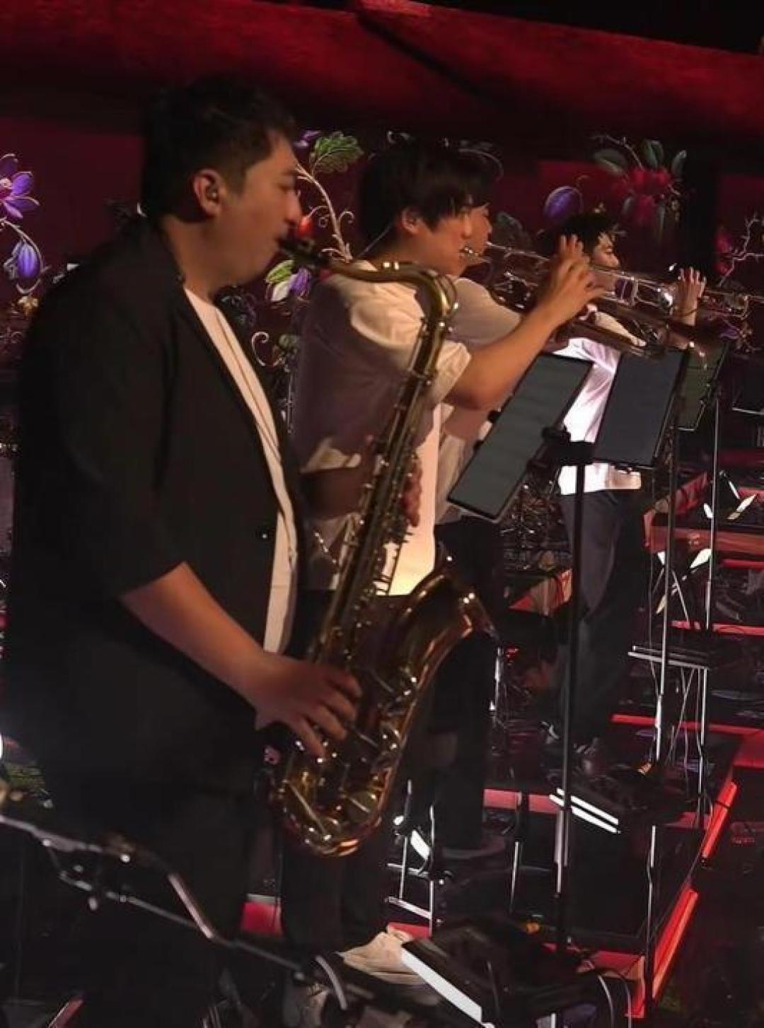 刀郎巡演深圳站火爆售罄,跨时代音乐共鸣打动三代人