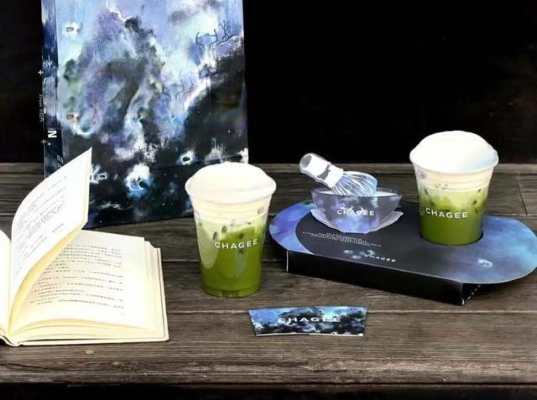 霸王茶姬抹茶系列深度解析：招牌风味、创意玩法与点单建议