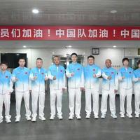 马龙曹巍等众将送国乒出征 幕后默默托举见证传承与底气