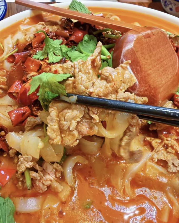 聚会餐饮