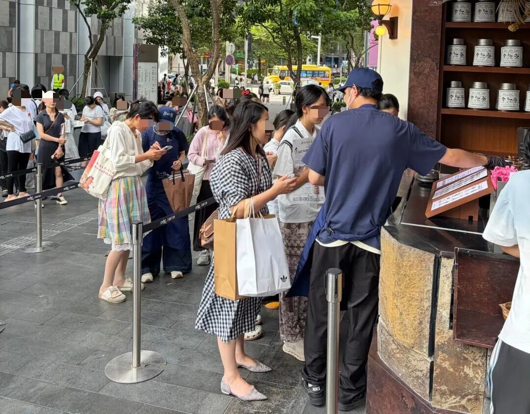 日均客流上千人!料理面包成了新的商场排队王?