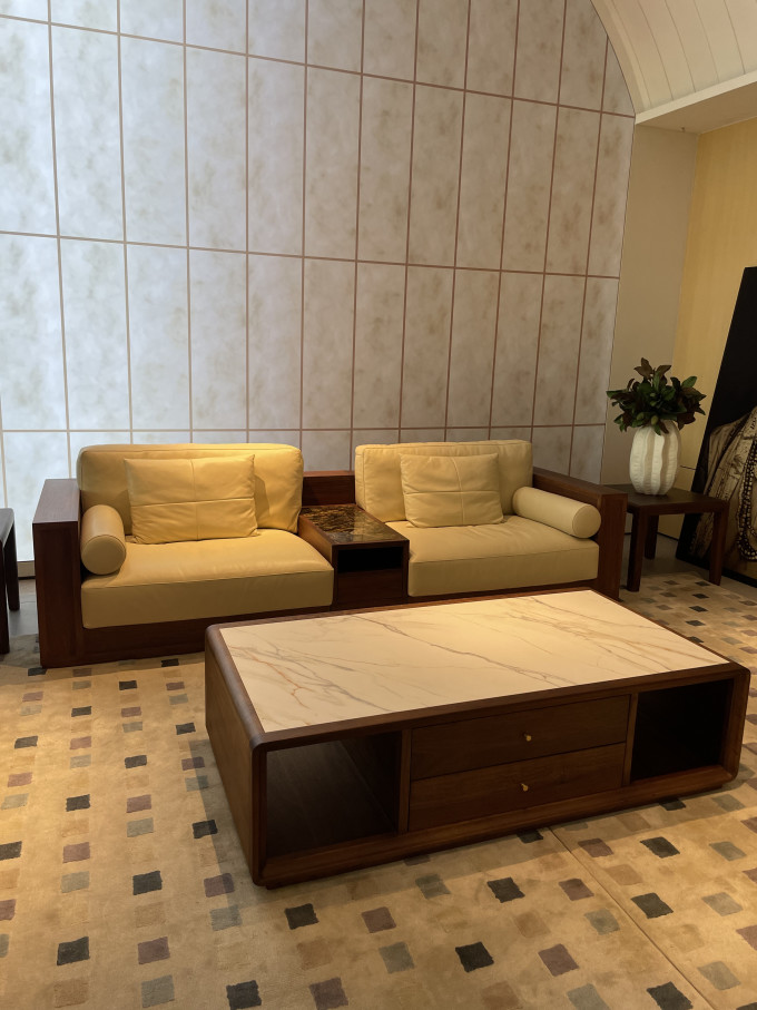 客厅家具