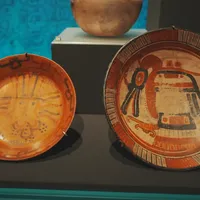 埃及展277万人次，接棒的3000件文物却装不满？上博美洲展开学后客流断崖：工作日票降到135、周五周六夜场近乎包场——中秋国庆冲不冲、亲子票怎么买省、哪天人最少、讲解打假风波怎么避，我全核了，决定去不去、什么时候去之前先看这篇