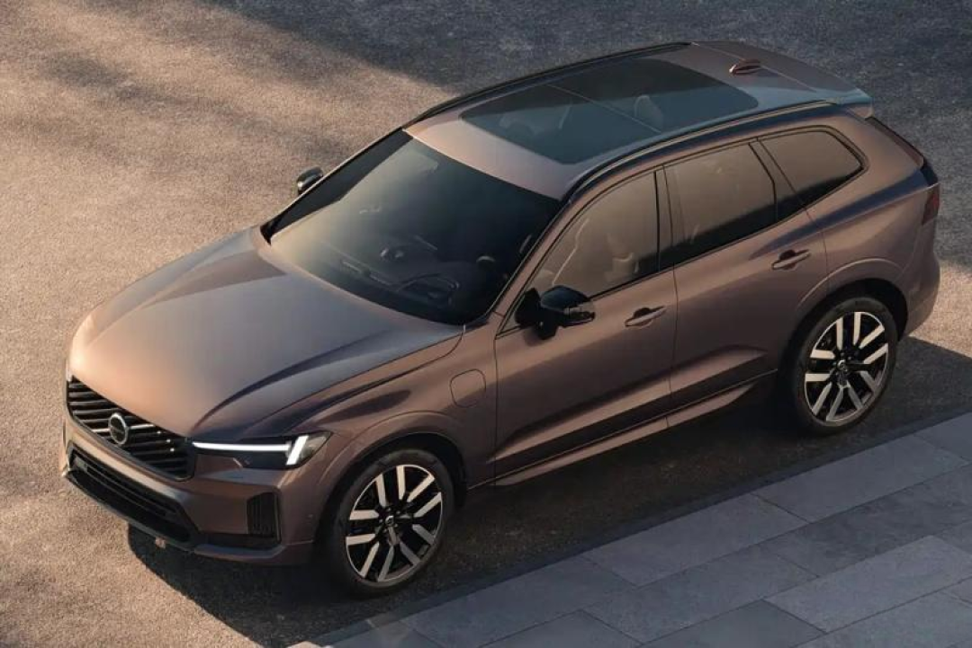 欧洲的新款XC60把电池翻倍到41.2度,中国的XC70已累降7万到手19.99万:订沃尔沃豪华绿牌前,先对号入座三条路
