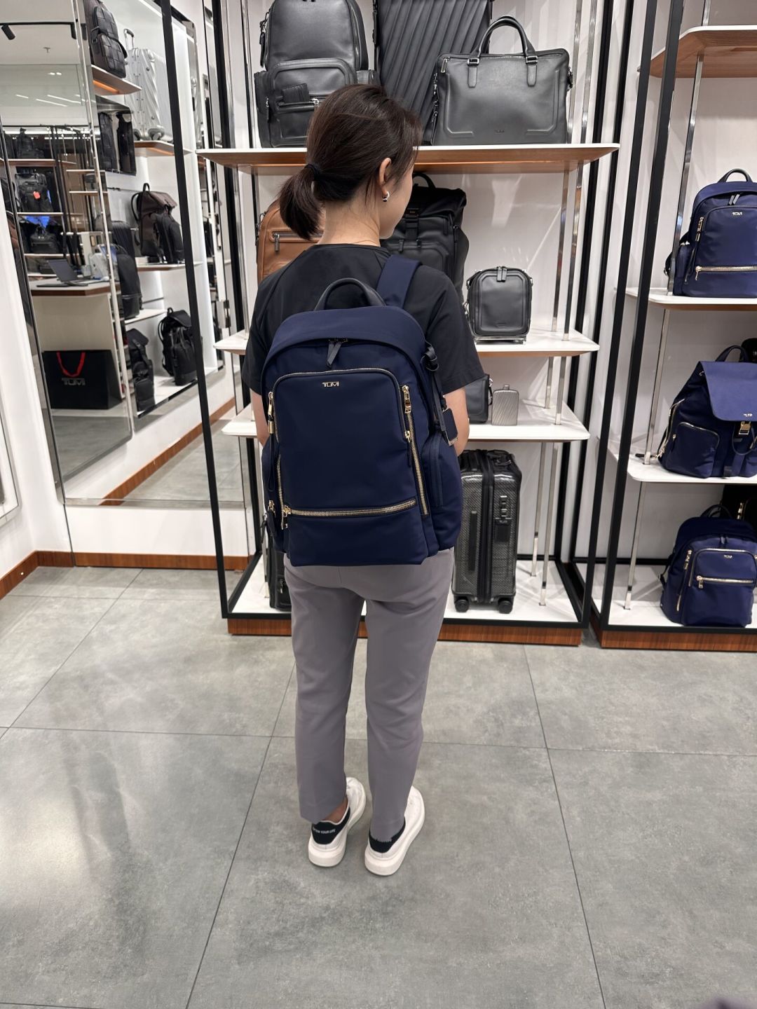 小个子买TUMI双肩包,先别急着选