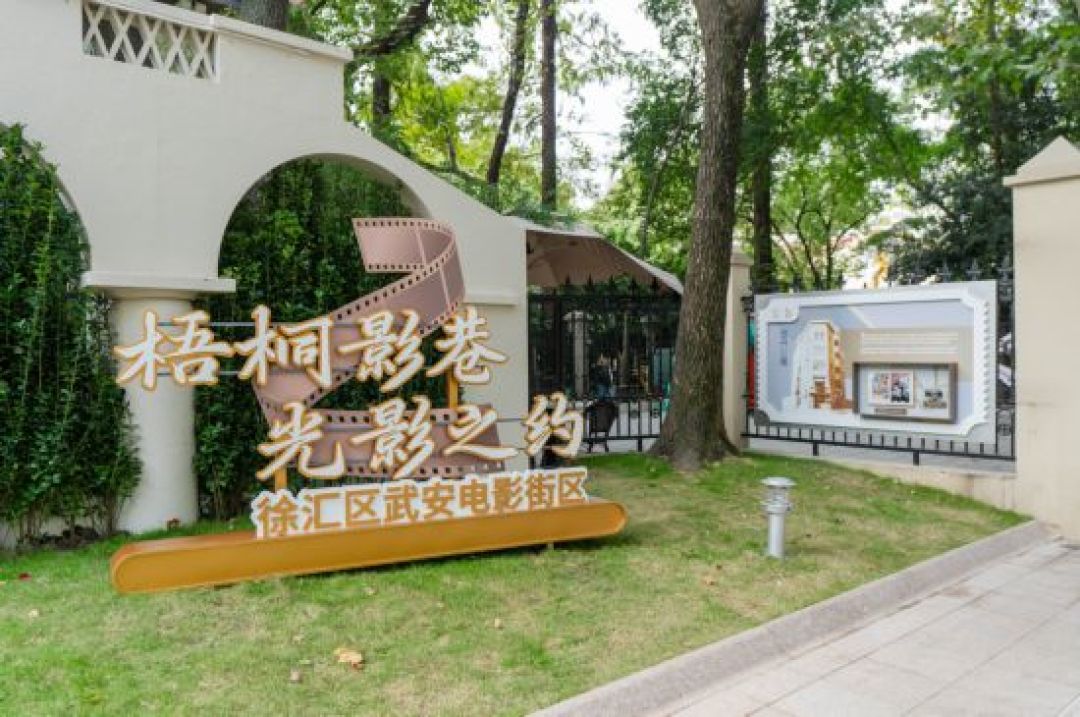 这周刷屏的《色戒》内幕,版本互相打架:我拿2006年的原始报道逐条对了一遍