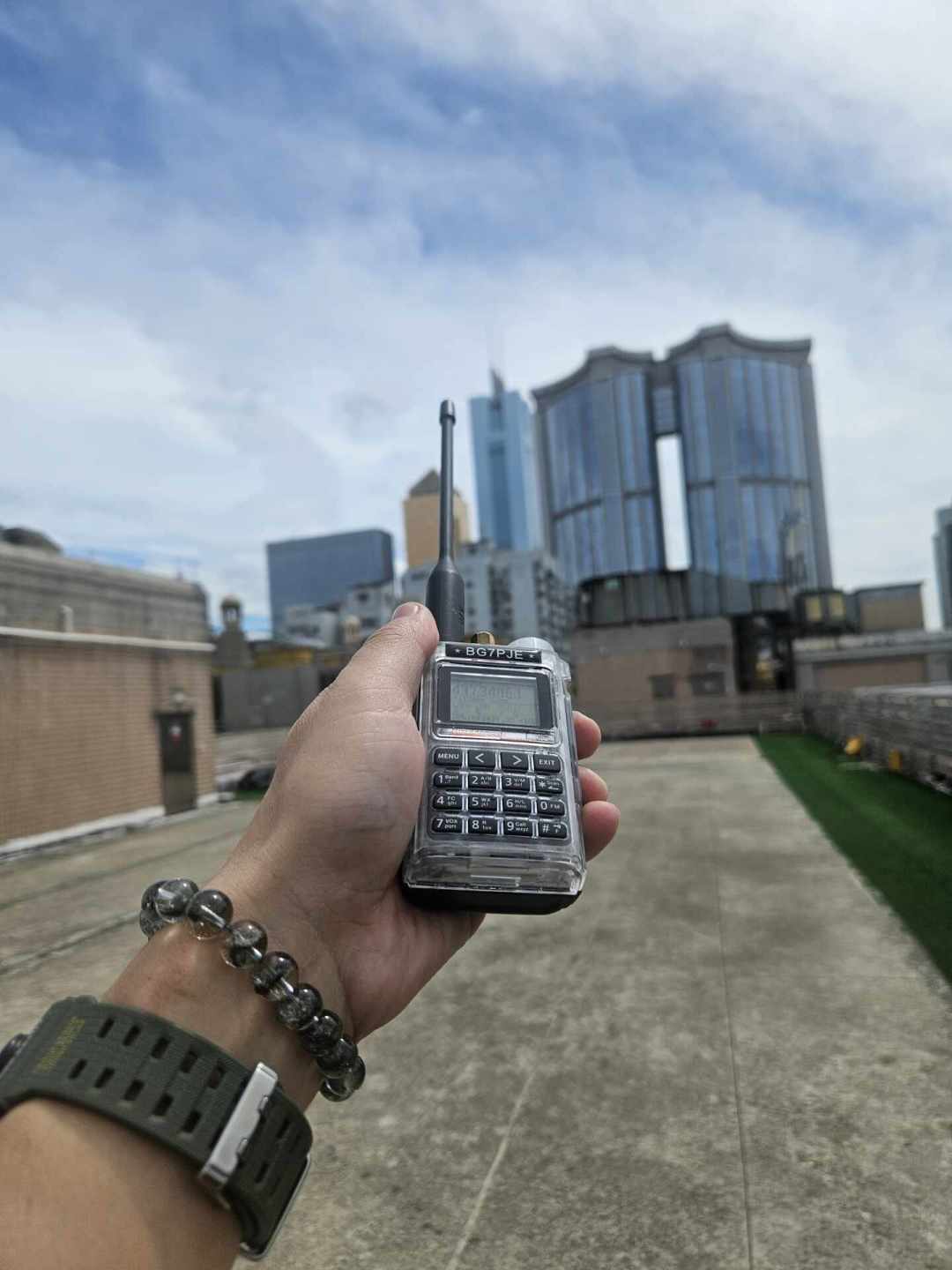 百元手台被HAM刷成了十几台新机器:泉盛固件生态全景图,和三个不看必踩的坑