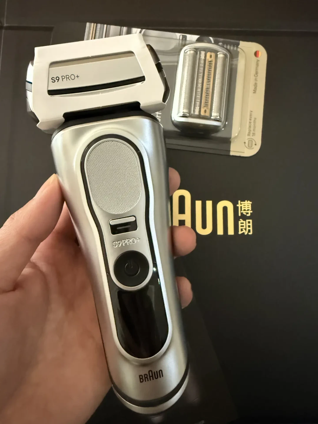 博朗「无界」刷屏两个月,5篇坦白局把它摊开了:我核对了评论区六十多条真实回复,换机分界线看你手里那台