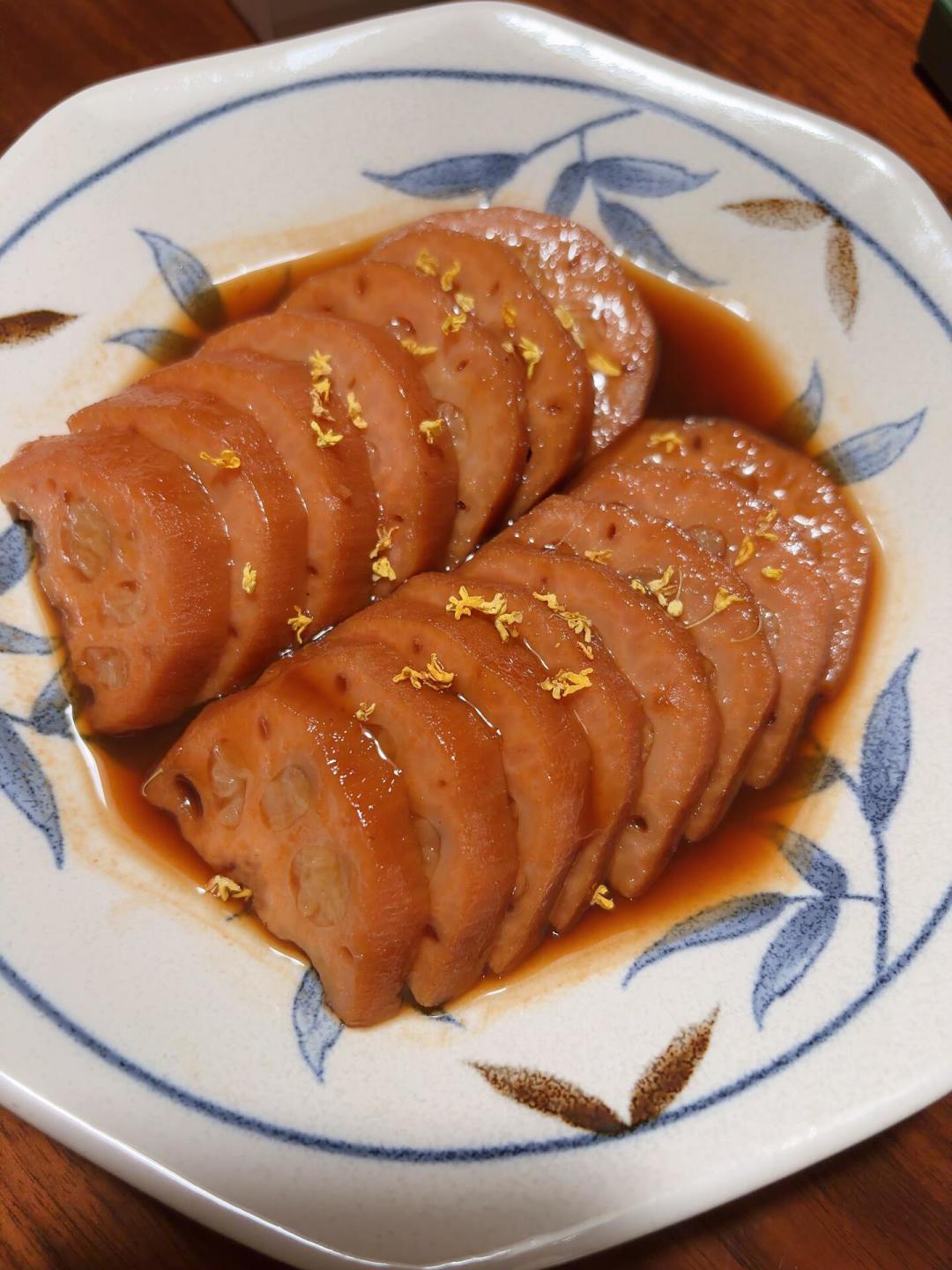 中秋前8天买藕:先别数孔了,摊主分开定价的,从来是同一根藕的头、中、尾