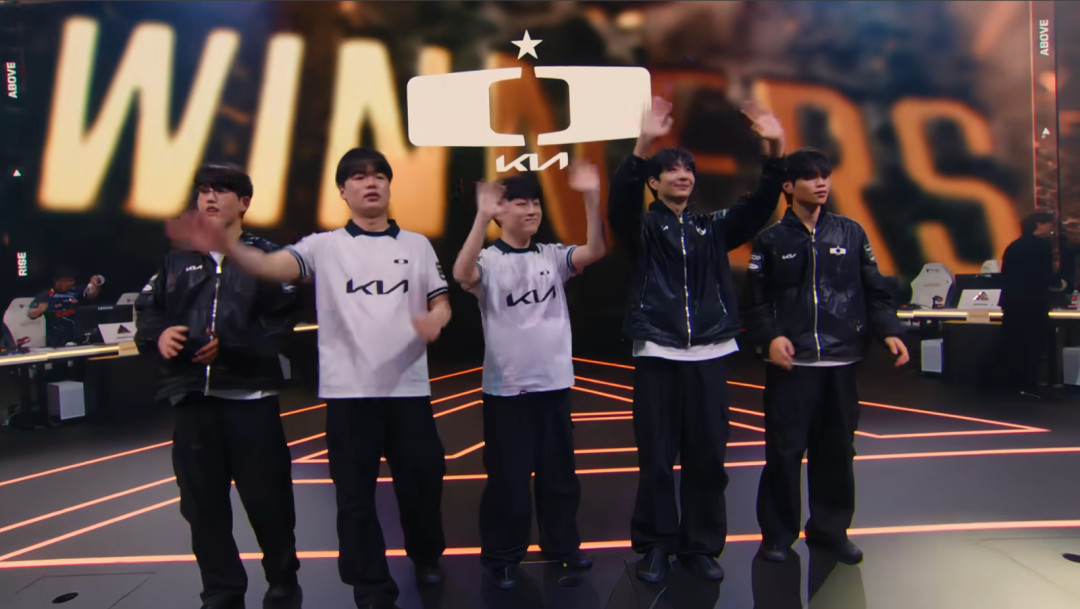 EWC三比零与LCK长赛制一胜五负的两本账：DK粉丝进S16前，先把