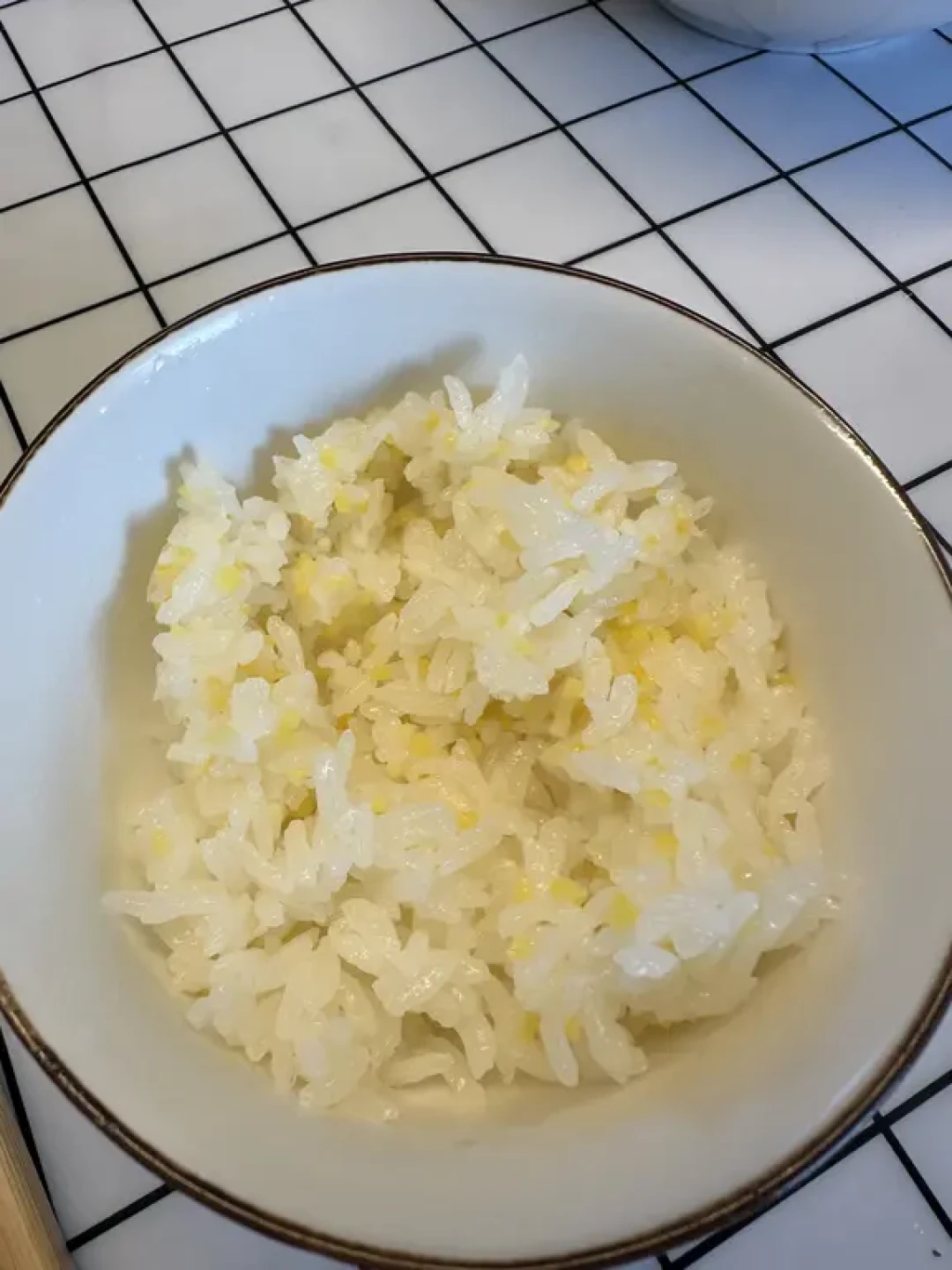 货架上三拨