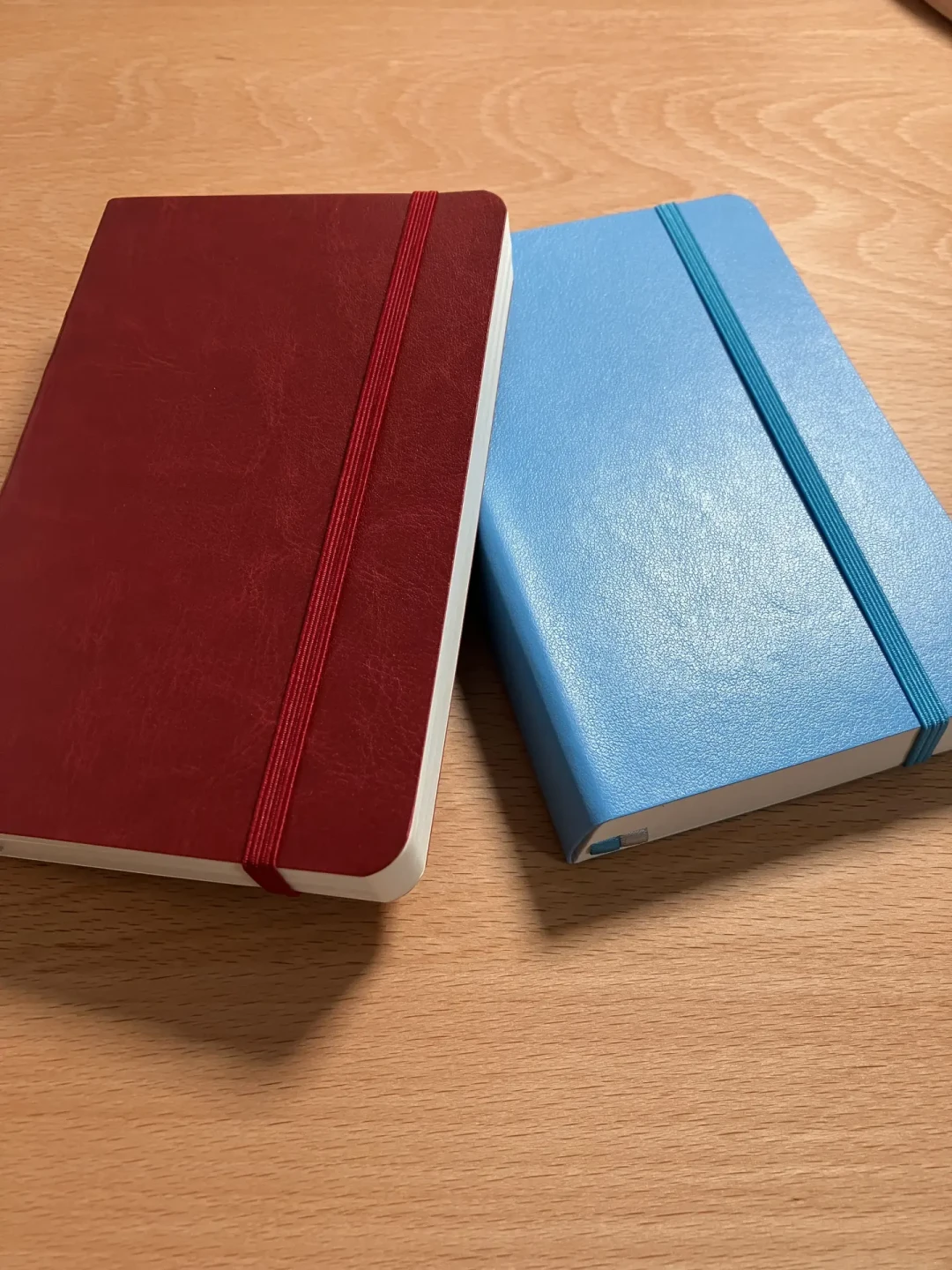 Moleskine遇上了一群“给纸起名字”的对手:洇墨包换、钢笔能打、绝版本全网蹲,双11前我把客定本这摊水看完了