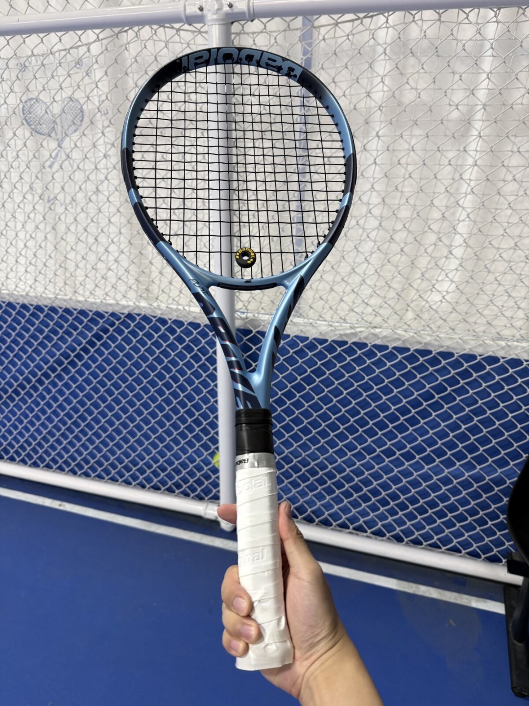 一条13元、标0.43测0.33:拼完百保力20多篇手胶帖近千条评论,胶长、胶厚、单次成本这三本账我算清了
