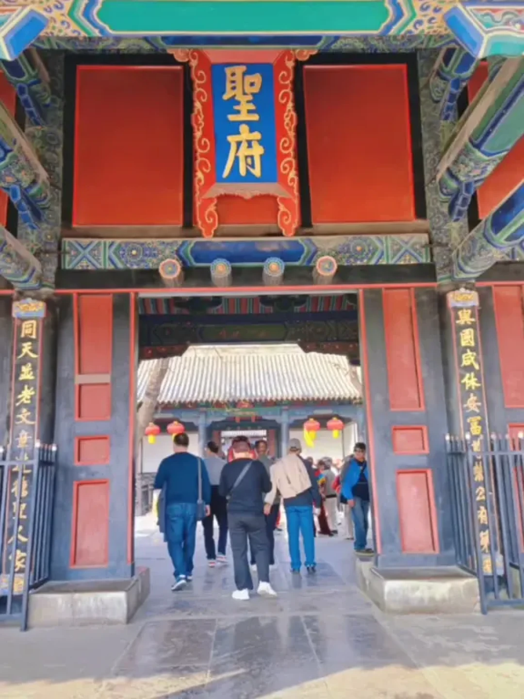 双节13天逛寺庙园林,门口的对联你八成读反了:30秒定位法+四副名联现场攻略