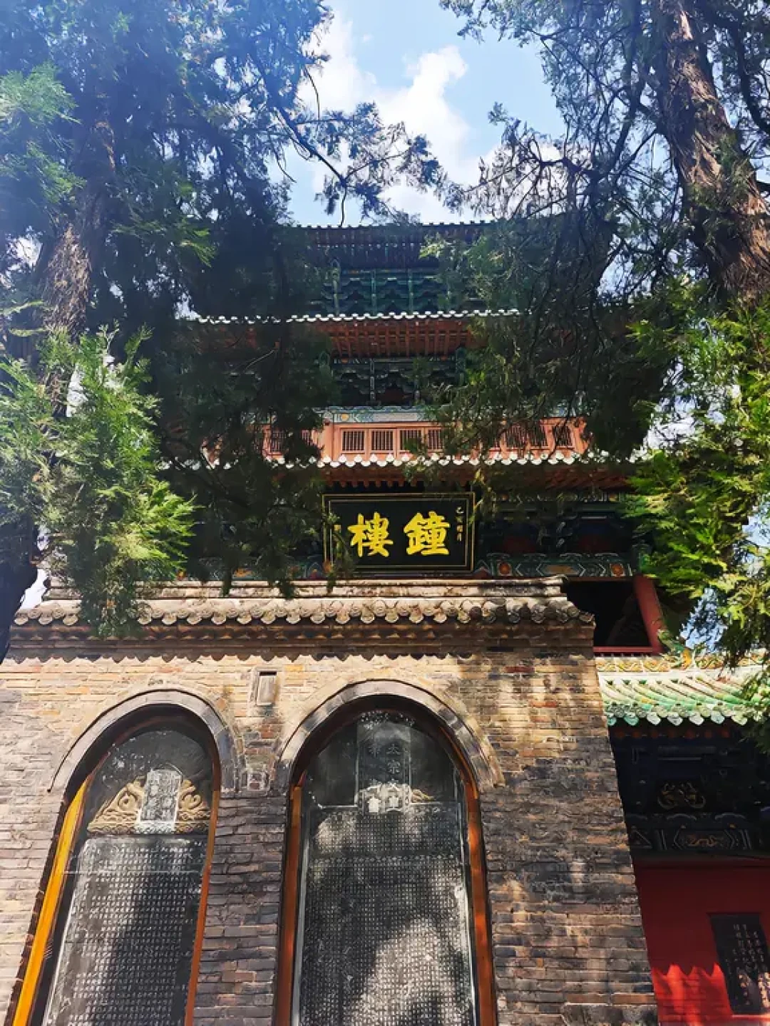 《少林寺》根本不在少林寺拍的:44年后寻景的人又火了一拨,风穴寺免票9月30日截止,挑水瀑布两处抢,十一先算这三笔账