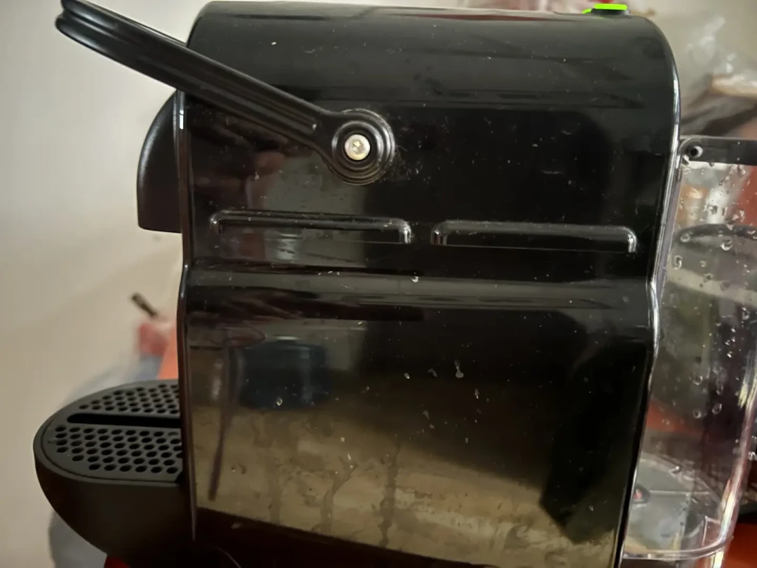 Nespresso十周年“买350杯送C30”:对完618以来的送机价目表,这单每杯比六月贵1块,机子后面还跟着一张维修单