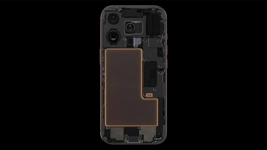iPhone 18 Pro换屏3198元:首拆之后,修机党该算的是这笔保外账单