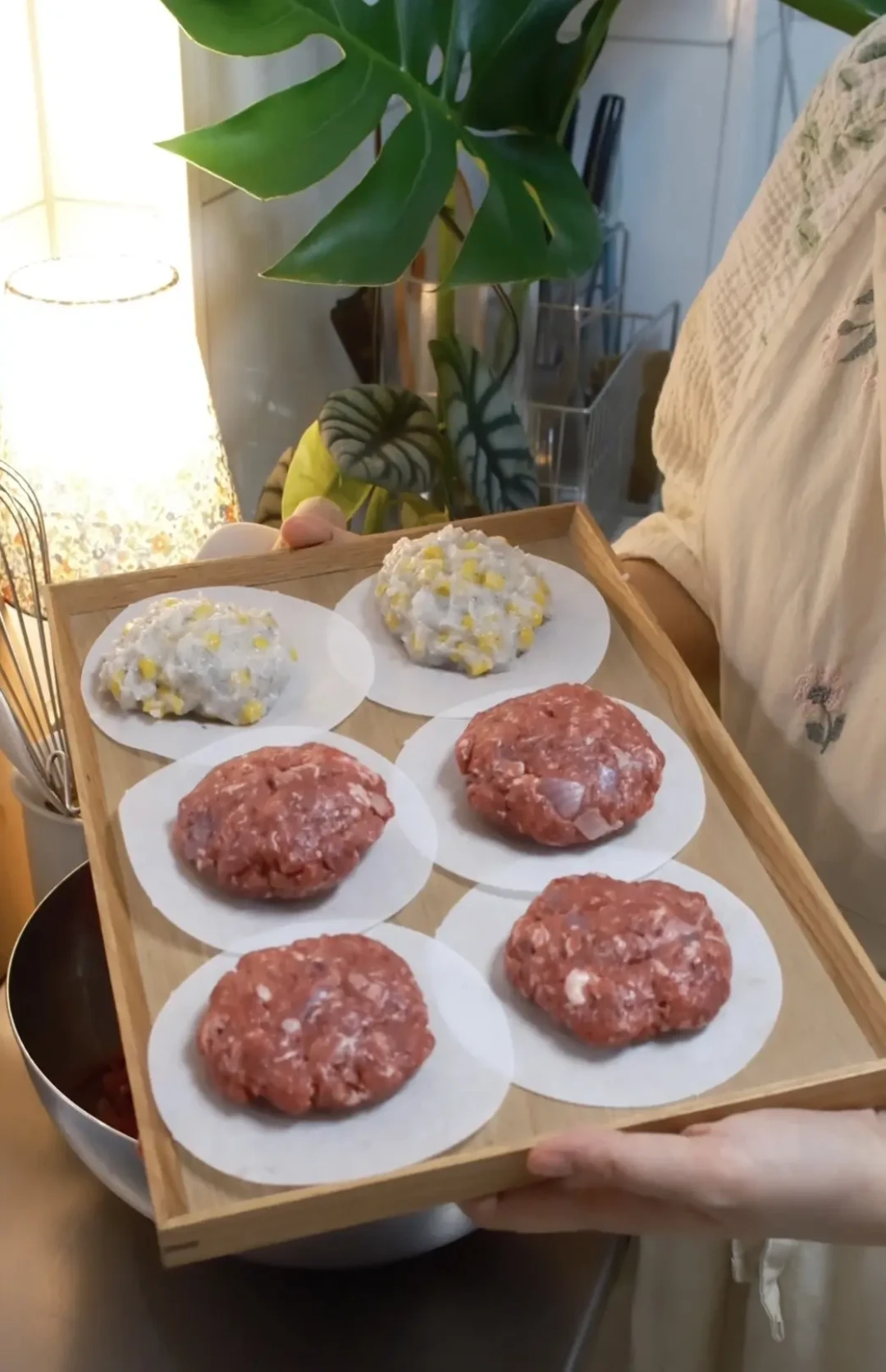 「把牛肉当饭吃」的楼主改吃牛肉饼:零售逼近40元一斤,这份肉食派作业明显变贵——抄之前先拆成能抄、观望、别抄