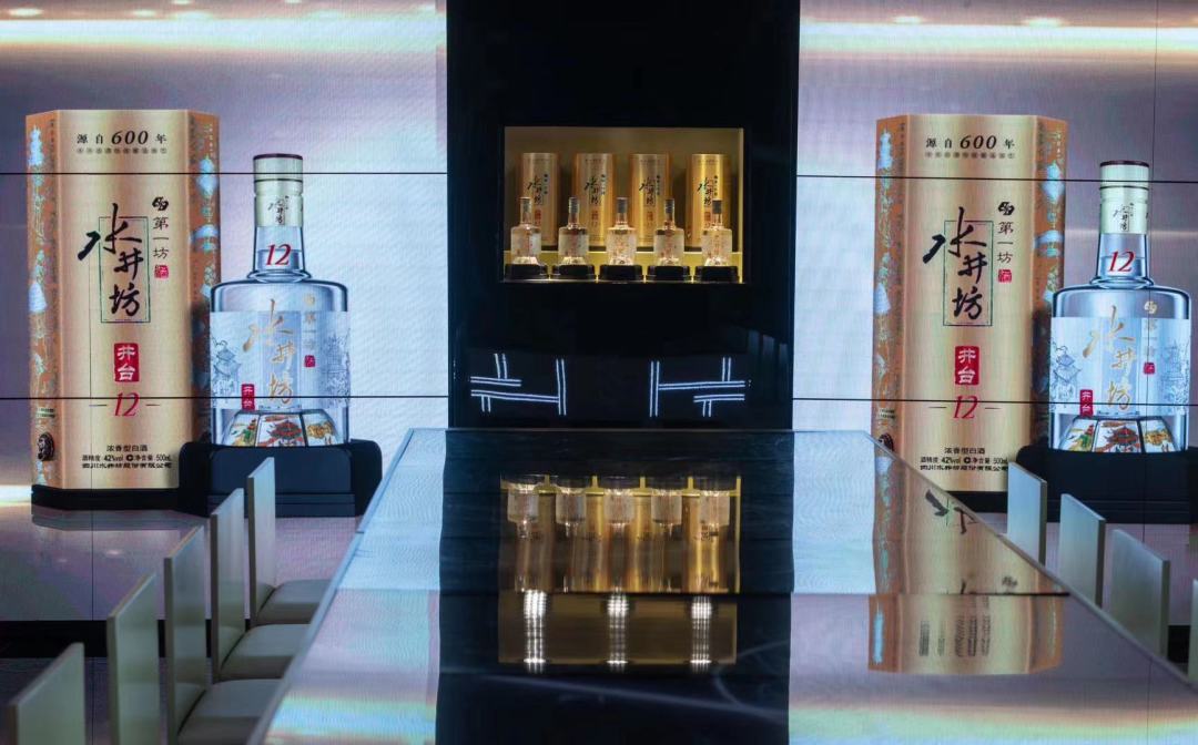 41位“中国酿酒大师”集体摘帽:浓香品鉴别再为“大师”两个字付溢价,先分清三层称号,再看货架上的话术凉没凉
