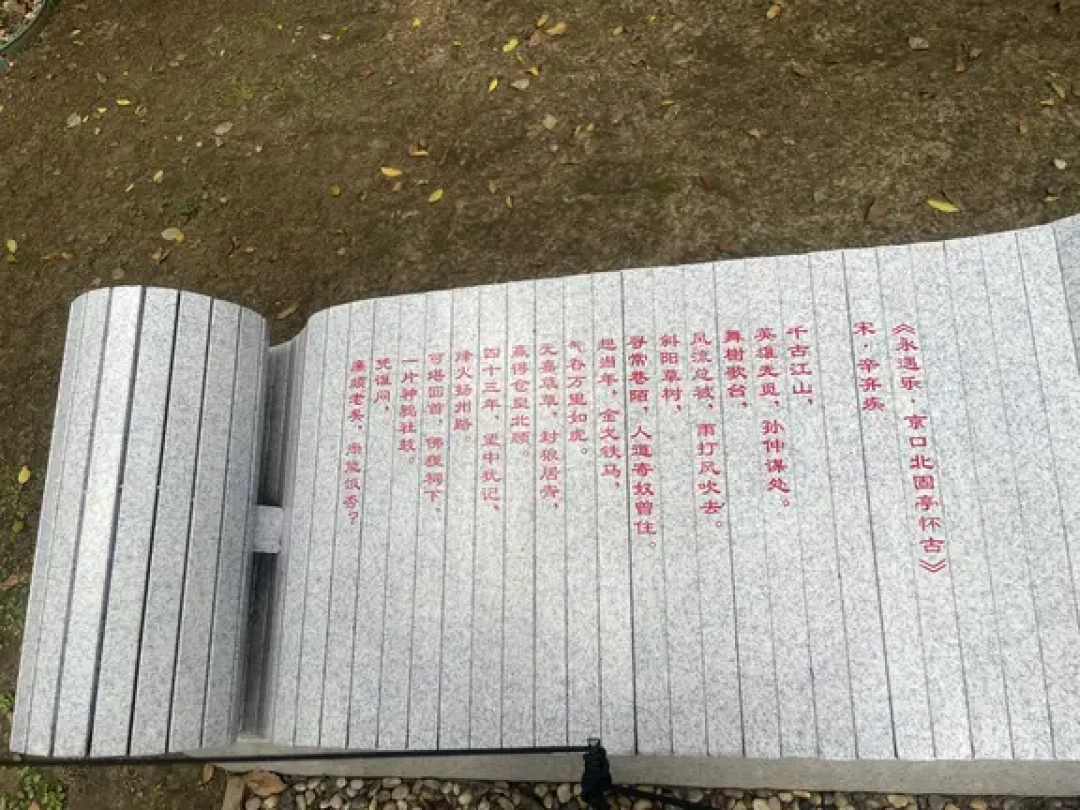 苏辛之争9月又开吵:我把知乎1150万浏览的15个帖子摆了一起,发现赞越高的越不给排名