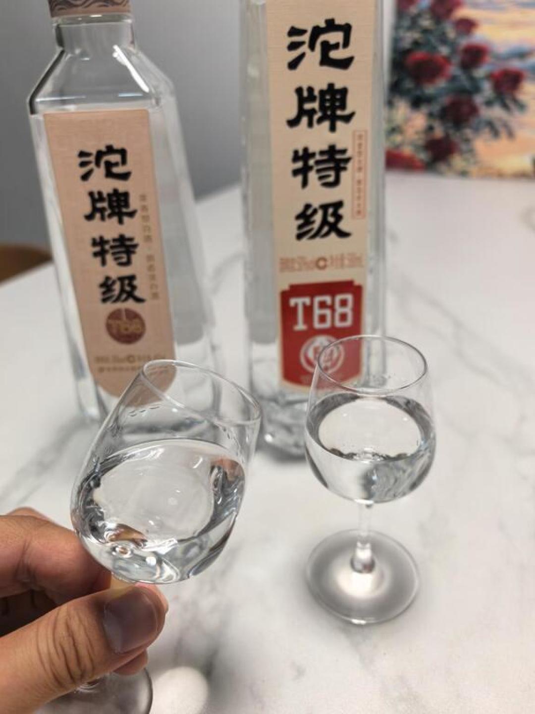 沱牌办了整整一夏的T68浓香调酒局,知乎横评却说浓香成功率垫底:中秋掌桌的年轻人该听谁的