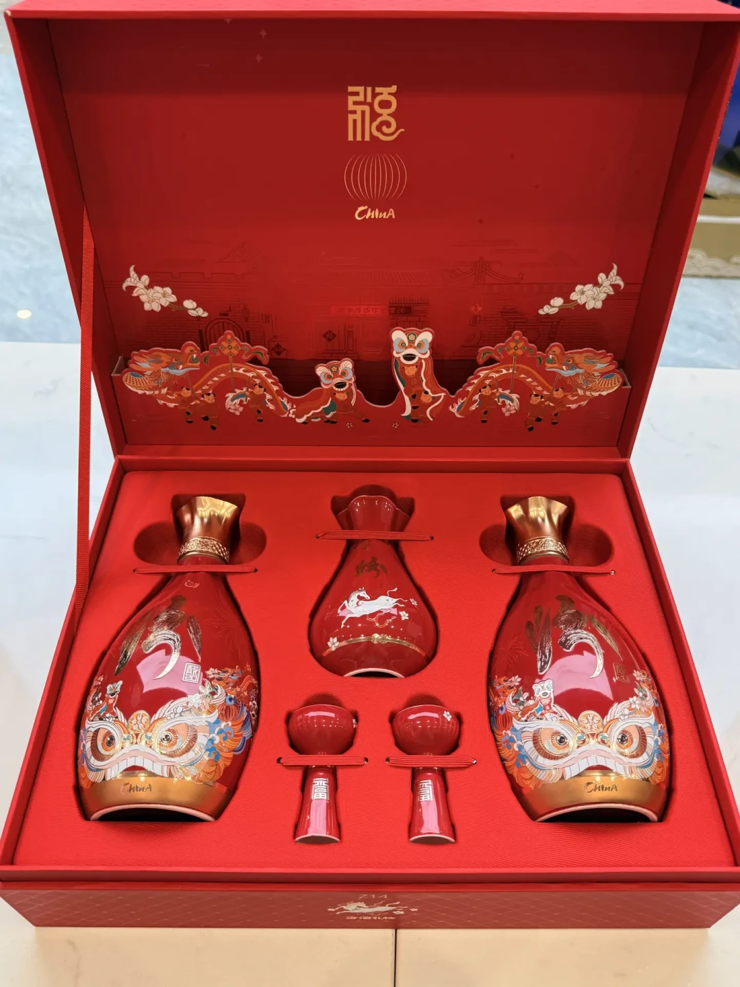 离中秋8天,货架上那排“杏花村”可能不是汾酒:买之前先看酒标上这三行字