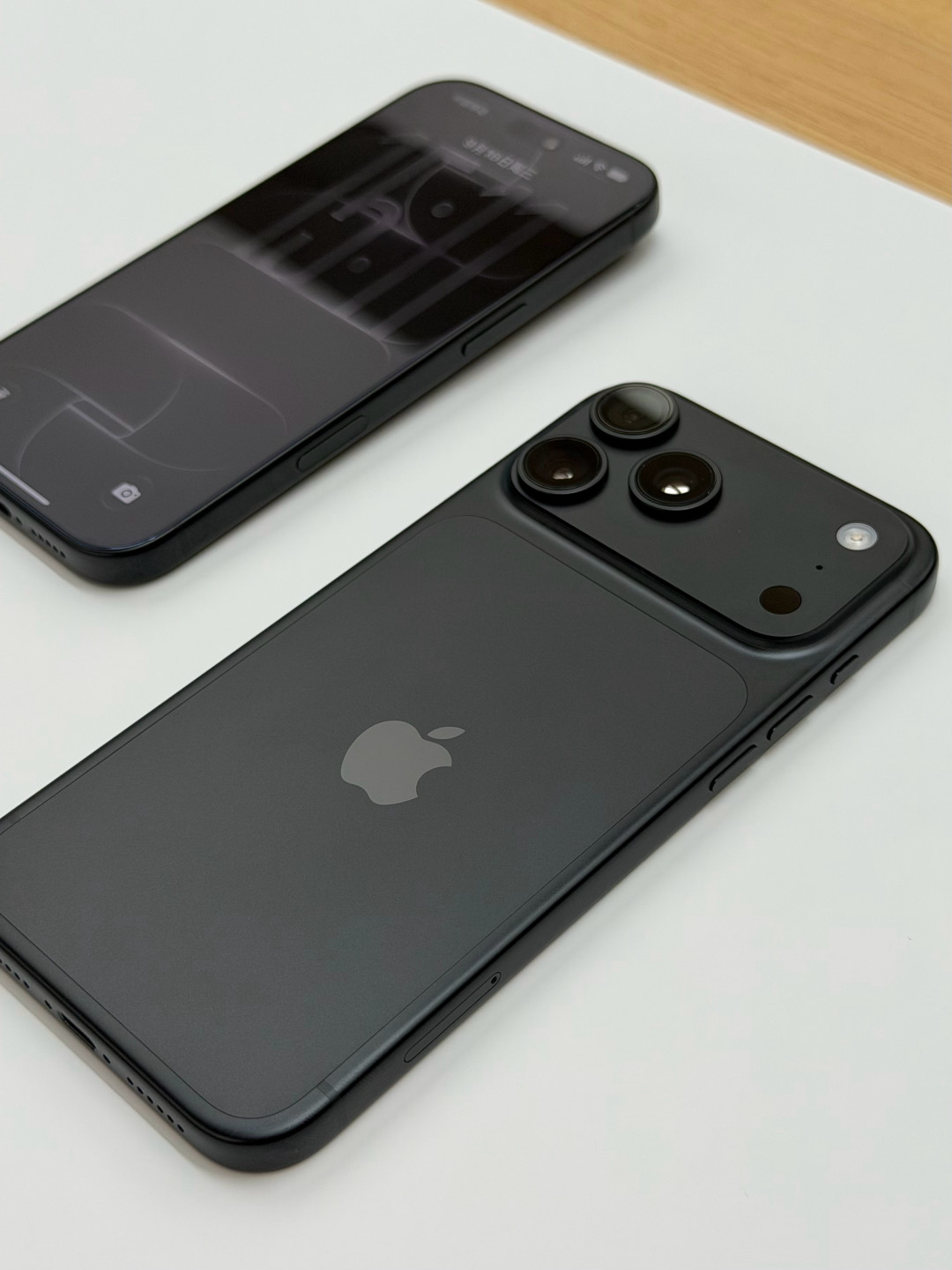 明天到手|为拍照换 iPhone 18 Pro 之前,先算清这三笔账