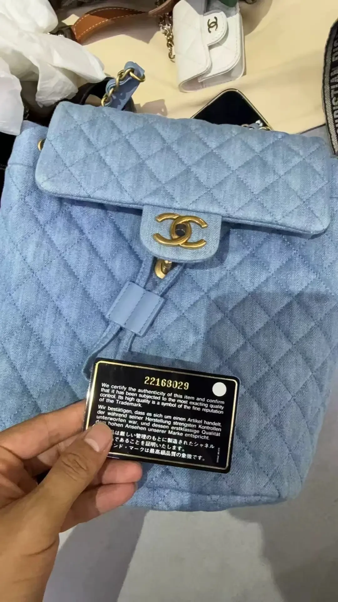 回收行情表正在刷你的屏:出经典款包包之前,先淘汰报价最高的那家