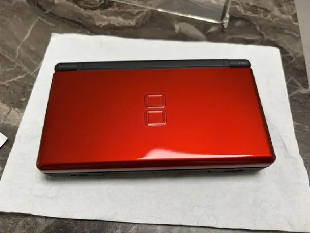899的