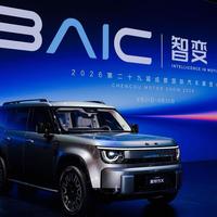 星钽5X的"北京卫士"人设：5米车长、华为智驾，还有软广不会提的那句"没有大梁"