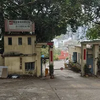 全网都在重温李连杰，CCTV6却放了一个没人认得的方世玉：41年前的邵氏版，口碑吵成两半